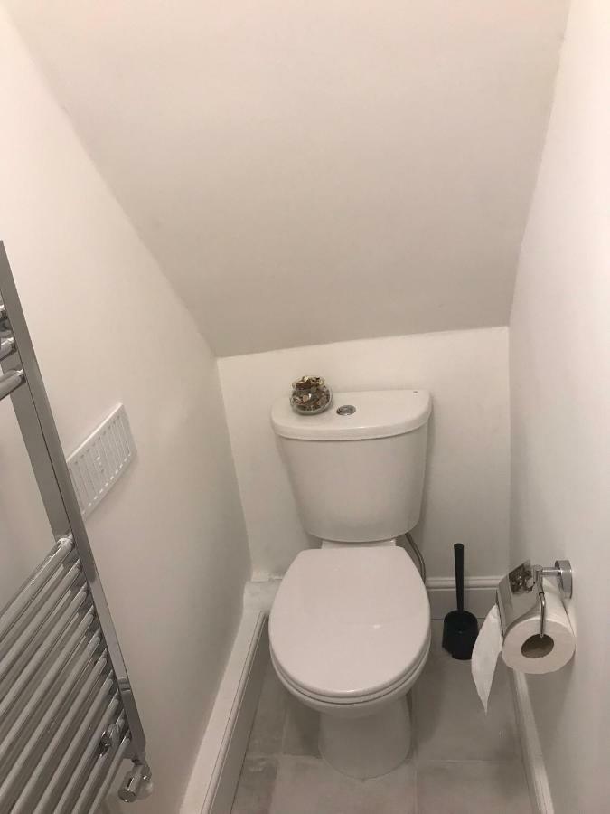 Beautiful Home, 3 Bedroom House Near Alton Towers, Wedgwood Museum, Universities Newcastle-under-Lyme Esterno foto